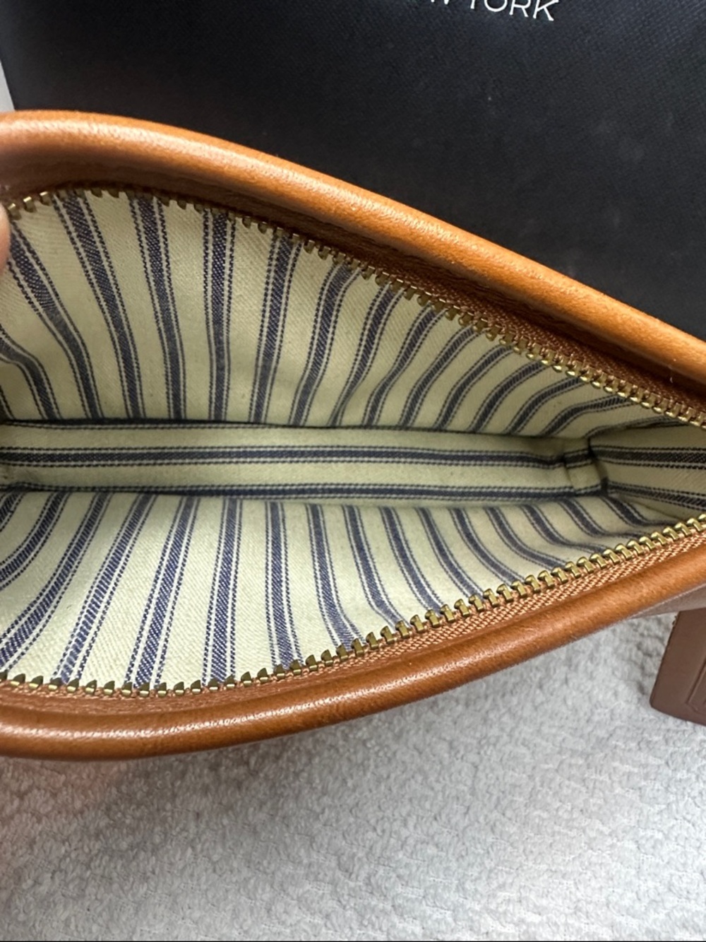 Icon Coach Makeup brown Leather Bag - Picture 5 of 9